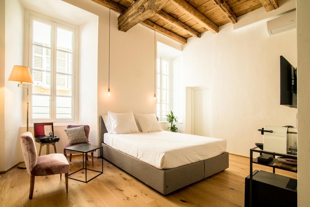 Guesthouse Volta 38 Комо Екстериор снимка